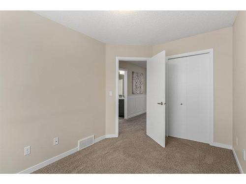 299 Mahogany Boulevard Se, Calgary, AB - Indoor