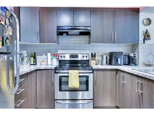 10536 Cityscape Drive Ne, Calgary, AB - Indoor Photo Showing Kitchen With Stainless Steel Kitchen With Upgraded Kitchen