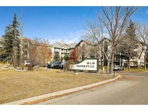 218-20 Dover Point Se, Calgary, AB - Outdoor