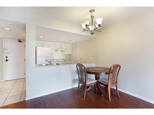 1105-738 3 Avenue Sw, Calgary, AB - Indoor