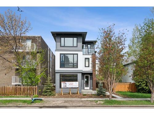 1-742 Memorial Drive Nw, Calgary, AB - Outdoor With Facade