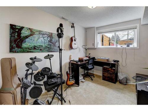 5202 Bowness Road Nw, Calgary, AB - Indoor