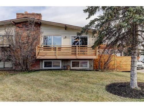 5202 Bowness Road Nw, Calgary, AB - Outdoor