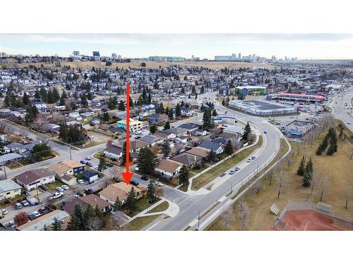 5202 Bowness Road Nw, Calgary, AB - Outdoor With View