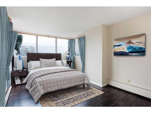 1114-738 3 Avenue Sw, Calgary, AB - Indoor Photo Showing Bedroom