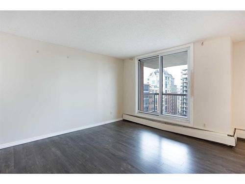 1114-738 3 Avenue Sw, Calgary, AB - Indoor Photo Showing Other Room