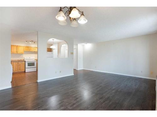 1114-738 3 Avenue Sw, Calgary, AB - Indoor Photo Showing Kitchen