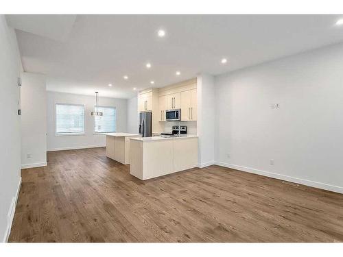 142 Savanna Street Ne, Calgary, AB - Indoor Photo Showing Kitchen