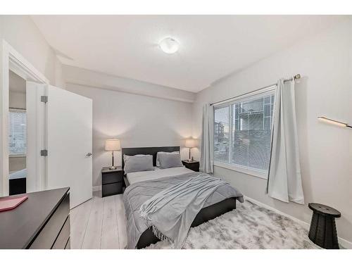 201-20 Sage Hill Terrace Nw, Calgary, AB - Indoor Photo Showing Bedroom