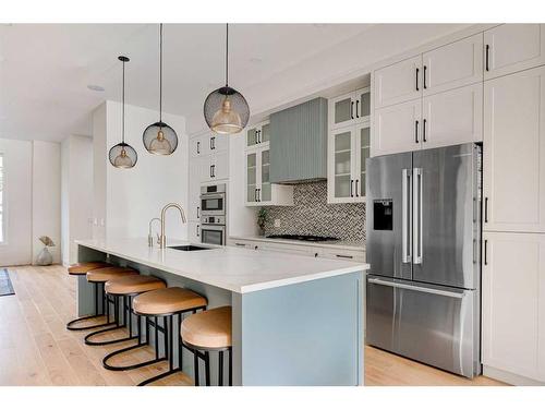 2227 32 Avenue Sw, Calgary, AB - Indoor Photo Showing Kitchen With Stainless Steel Kitchen With Upgraded Kitchen