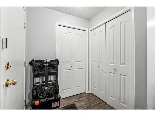 311-1000 Somervale Court Sw, Calgary, AB - Indoor