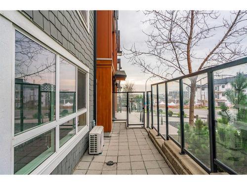 128-510 Edmonton Trail Ne, Calgary, AB - Outdoor With Balcony