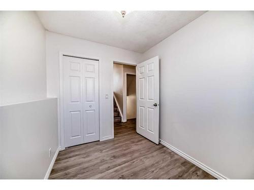 908 Riverbend Drive Se, Calgary, AB - Indoor Photo Showing Other Room