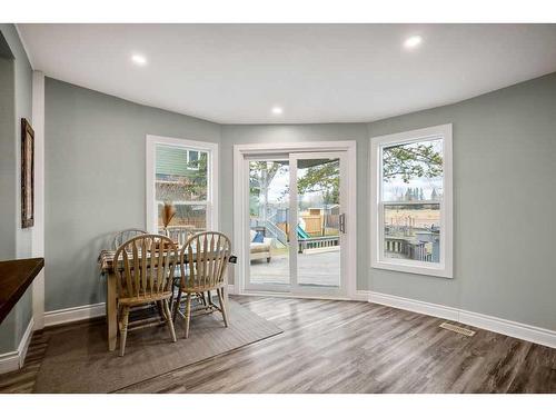 664 Royalite Way Se, Diamond Valley, AB - Indoor Photo Showing Dining Room