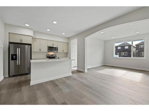 603 Savanna Crescent Ne, Calgary, AB - Indoor Photo Showing Kitchen