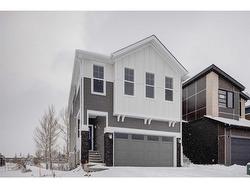 199 Silver Spruce Grove SW Calgary, AB T2X 5M2