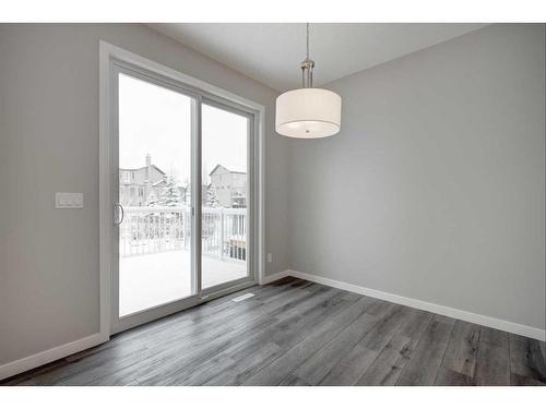 199 Silver Spruce Grove Sw, Calgary, AB - Indoor Photo Showing Other Room