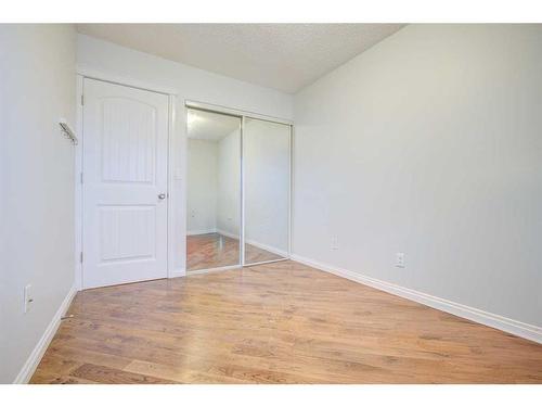 1011 Abbeydale Drive Ne, Calgary, AB - Indoor Photo Showing Other Room