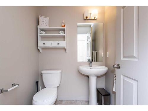 294 Legacy Village Way Se, Calgary, AB - Indoor Photo Showing Bathroom