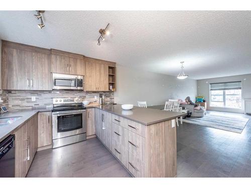 294 Legacy Village Way Se, Calgary, AB - Indoor Photo Showing Kitchen