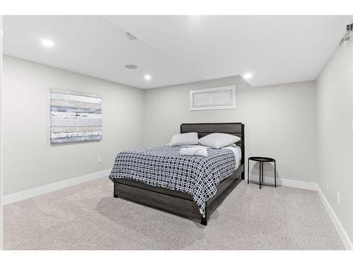 243 East Chestermere Drive, Chestermere, AB - Indoor Photo Showing Bedroom