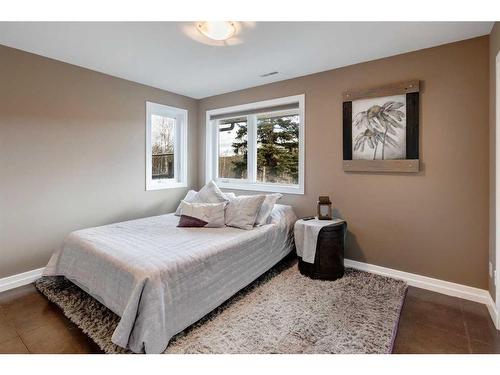 194037 192 Street West, Rural Foothills County, AB - Indoor Photo Showing Bedroom