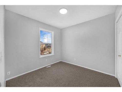 125 Taravista Way Ne, Calgary, AB - Indoor Photo Showing Other Room