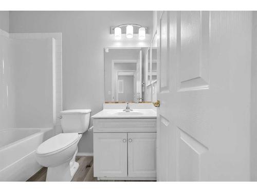 125 Taravista Way Ne, Calgary, AB - Indoor Photo Showing Bathroom