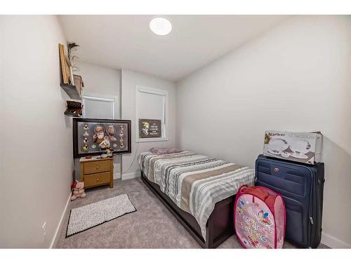 345 Skyview Ranch Circle Ne, Calgary, AB - Indoor Photo Showing Bedroom