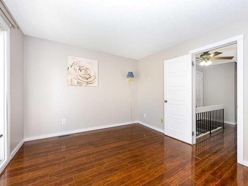 403-5660 23 Avenue Ne, Calgary, AB - Indoor Photo Showing Other Room