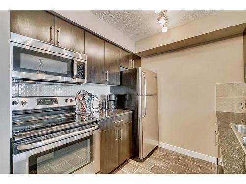 1313-81 Legacy Boulevard Se, Calgary, AB - Indoor Photo Showing Kitchen