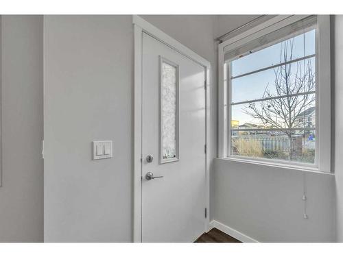 8425 Saddlebrook Drive Ne, Calgary, AB - Indoor Photo Showing Other Room