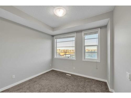 8425 Saddlebrook Drive Ne, Calgary, AB - Indoor Photo Showing Other Room