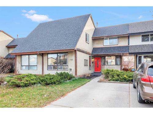 430 Cannington Close Sw, Calgary, AB - Outdoor With Facade