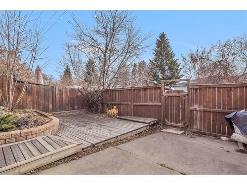 430 Cannington Close Sw, Calgary, AB - Outdoor