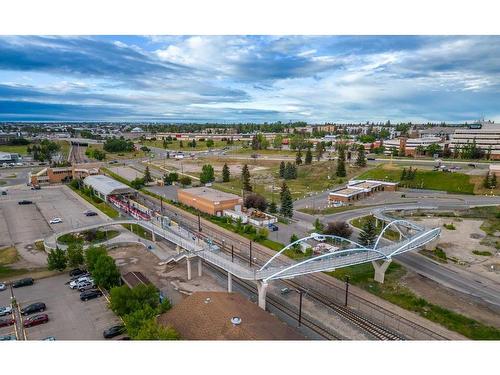 215-790 Kingsmere Crescent Sw, Calgary, AB - Outdoor With View