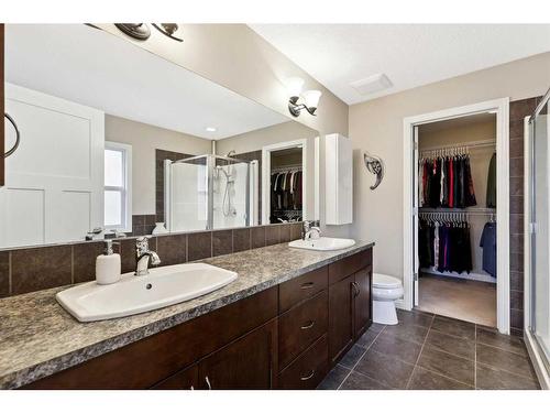 457 Mahogany Court Se, Calgary, AB - Indoor Photo Showing Bathroom