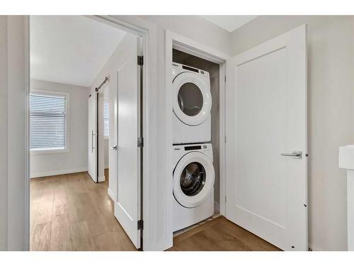 6327 128 Avenue Ne, Calgary, AB - Indoor Photo Showing Laundry Room