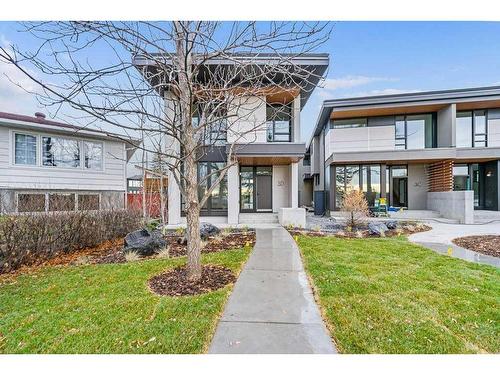 3D Willow Crescent Sw, Calgary, AB - Outdoor With Facade