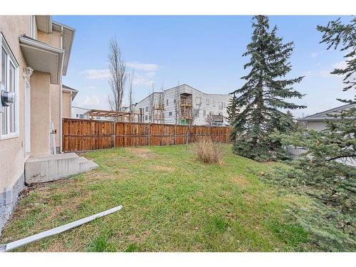 2664 Rundlelawn Road Ne, Calgary, AB - Outdoor