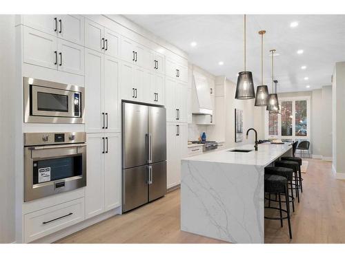 2414 35 Street Sw, Calgary, AB - Indoor Photo Showing Kitchen With Stainless Steel Kitchen With Upgraded Kitchen