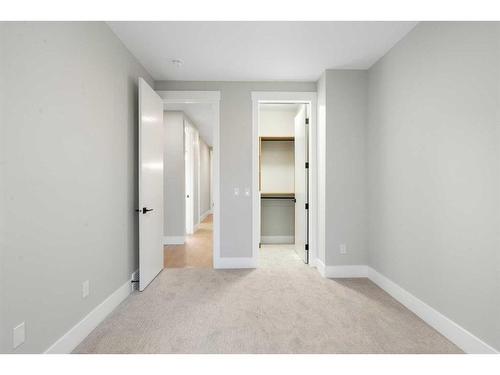 2414 35 Street Sw, Calgary, AB - Indoor Photo Showing Other Room