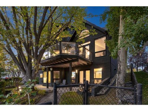 44 Sierra Vista Close Sw, Calgary, AB - Outdoor