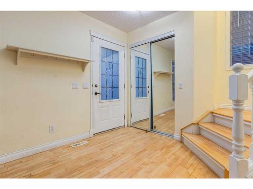 47 Prestwick Grove Se, Calgary, AB -  Photo Showing Other Room