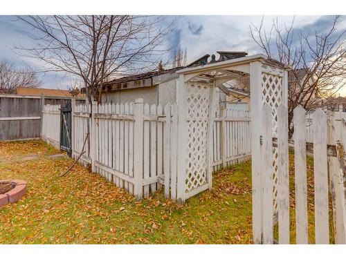 47 Prestwick Grove Se, Calgary, AB - Outdoor