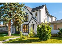 2614 31 Street SW Calgary, AB T3E 2N7