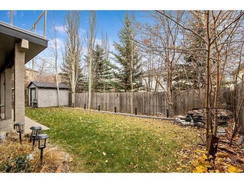 9 Simcrest Manor Sw, Calgary, AB - Outdoor