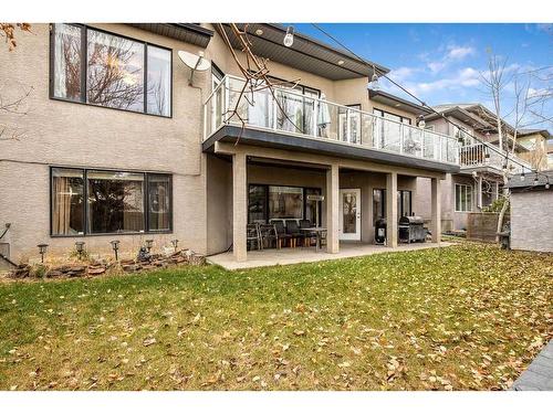 9 Simcrest Manor Sw, Calgary, AB - Outdoor