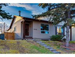 3540 Cedarille Drive SW Calgary, AB T2W 5B1