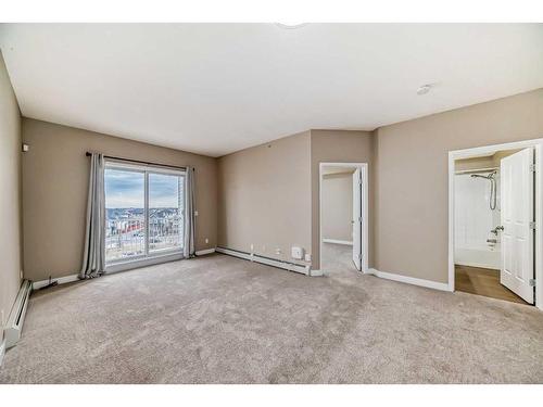 1417-1140 Taradale Drive Ne, Calgary, AB - Indoor Photo Showing Other Room